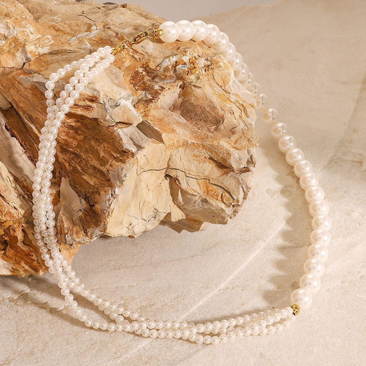 Ziara pearl chunky necklace